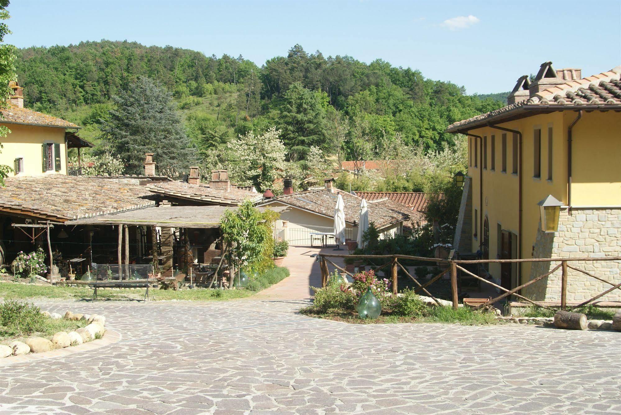 Hotel Di Sor Paolo Сан-Кашиано-ин-Валь-ди-Пеза Экстерьер фото